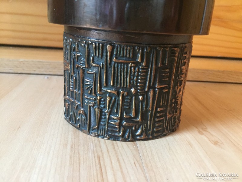 Applied arts military decoration copper vase 32cm