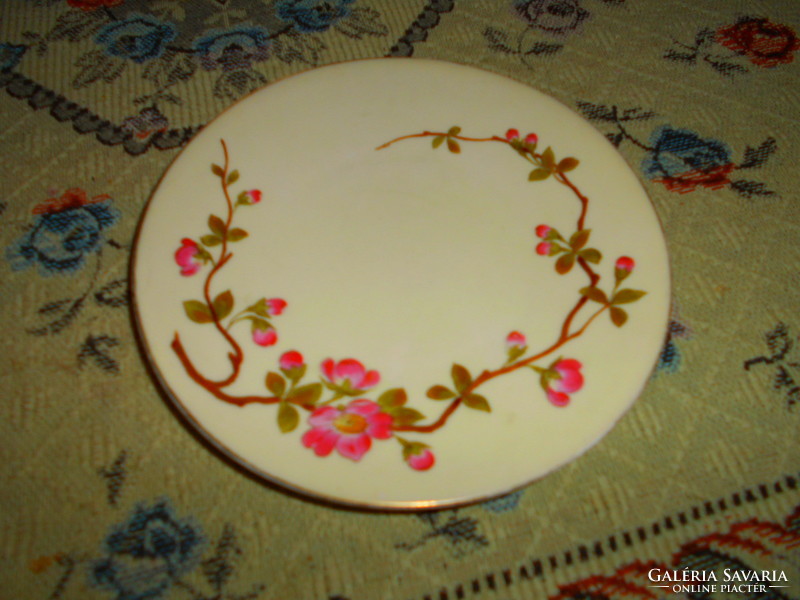 Antique carlsbad porcelain decorative bowl hand-painted .Gold pattern contour