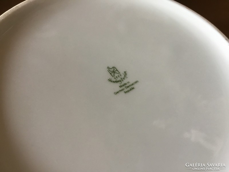 Henneberg  antik porcelán étkészlet, tökéletes