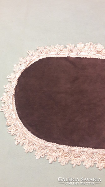 Velvet oval tablecloth 2.