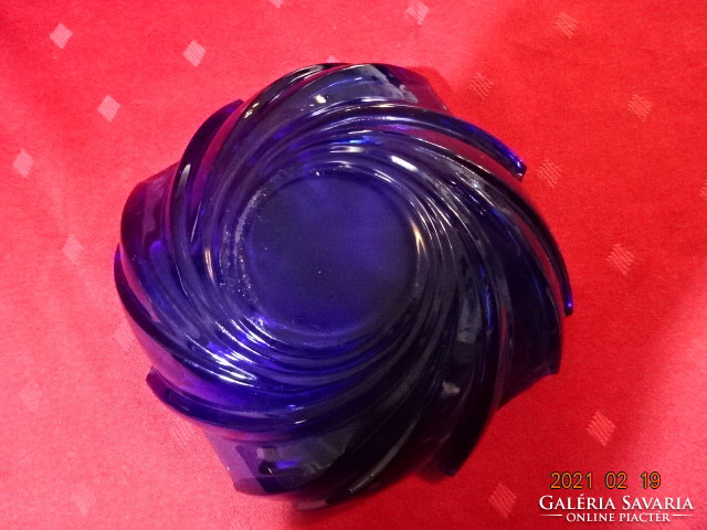 Kobalt kék üveg kínáló, mérete 16,5 x 16,5 x 4,5 cm. Vanneki!