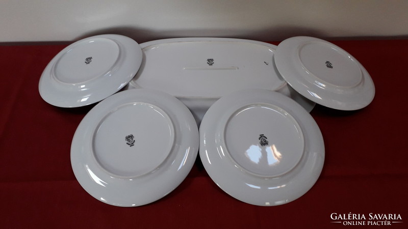 Lowland cake plate set: 1 serving bowl, 4 small plates