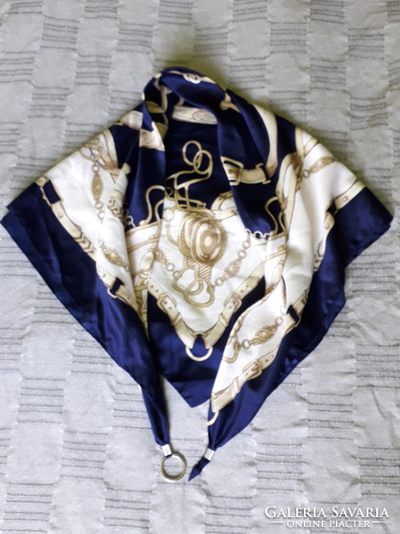 Scarf shawls at different unit prices per piece