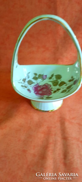 Orosz porcelán rózsás kosárka asztalközép
