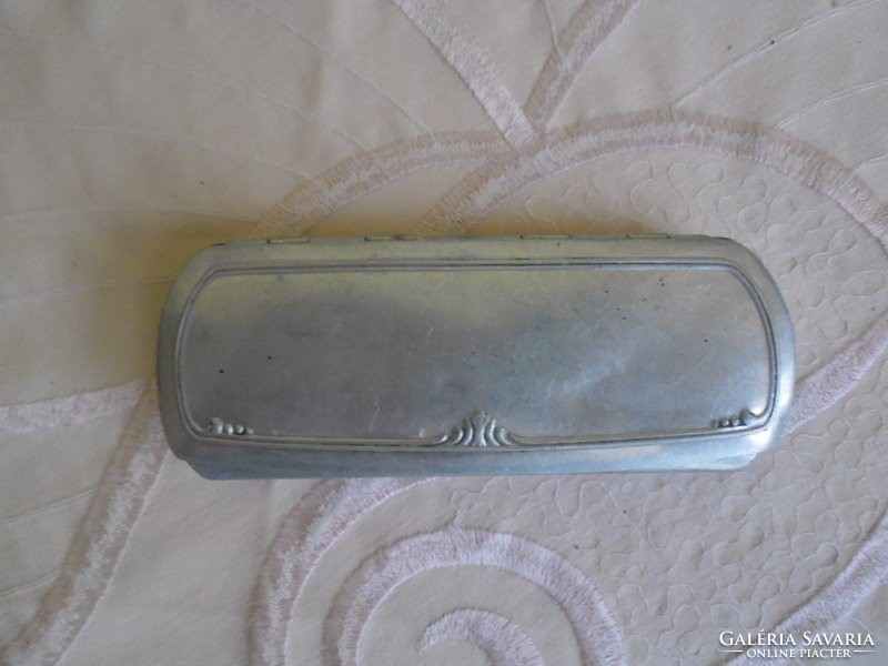 Very old mouthpiece holder case