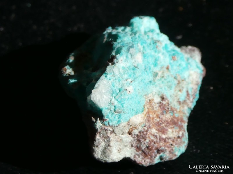 Natural, raw chrysocolus specimen. Old, collection mineral.