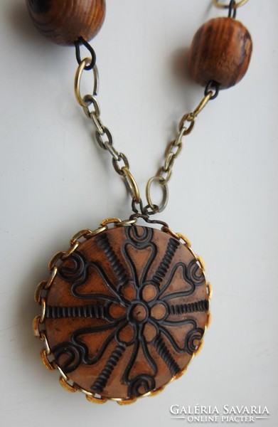 Old wood-metal combination handmade necklaces