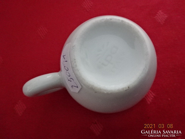 Italian porcelain, illy coffee cup, diameter 6 cm. He has!