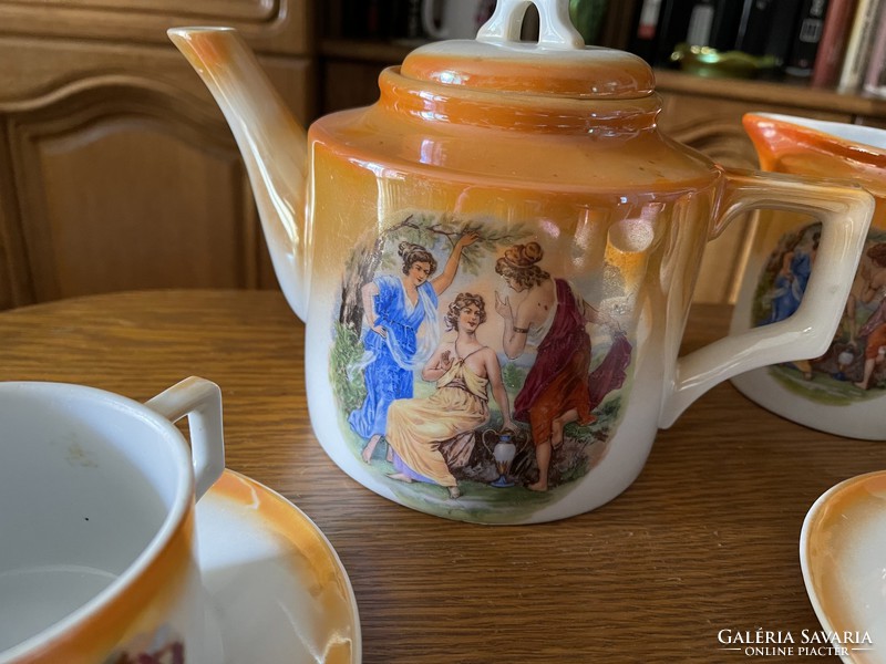 Zsolnay mitológiai  mintás porcelán teás készlet