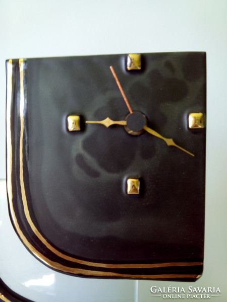 GYŰJTEMÉNYBŐL Romolo Verzolini exkluzív jelzett aranyozott kerámia elemes asztali óra 1970-es évek