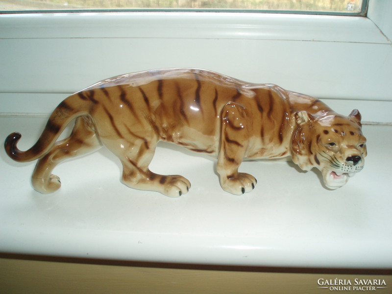 Vintage porcelán tigris