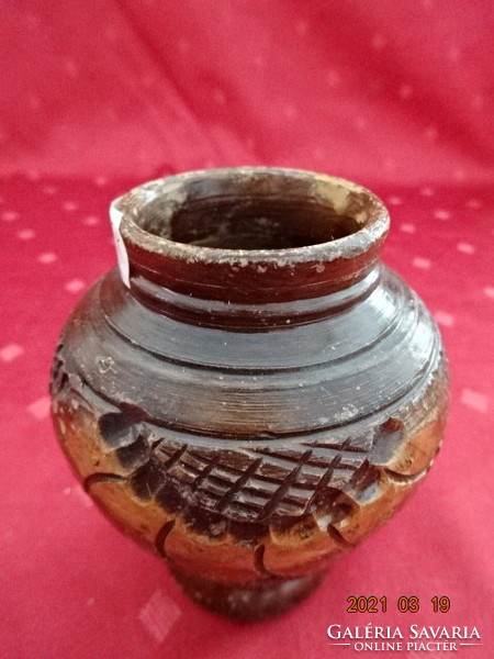 Corundum ceramic, hand-painted mini vase, height 9.5 cm. He has!