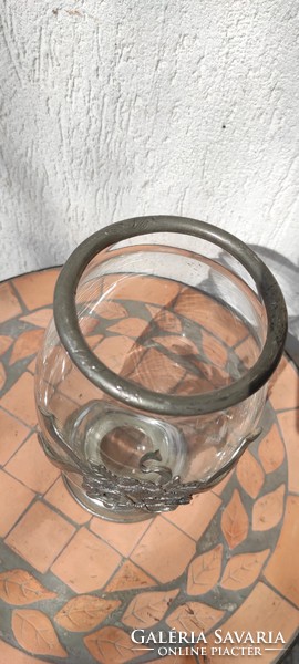 Gyönyörű díszes üveg, kristály,jelzett ón  talpú  üveg váza viràg mintàval ! Ajándék ötlet!