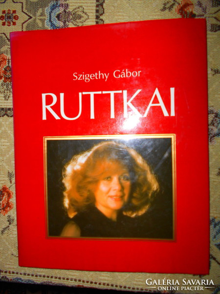 ++++++++++Ruttkai Éva Színművésznőnk életrajzi több mint 100 privát képpel készült album