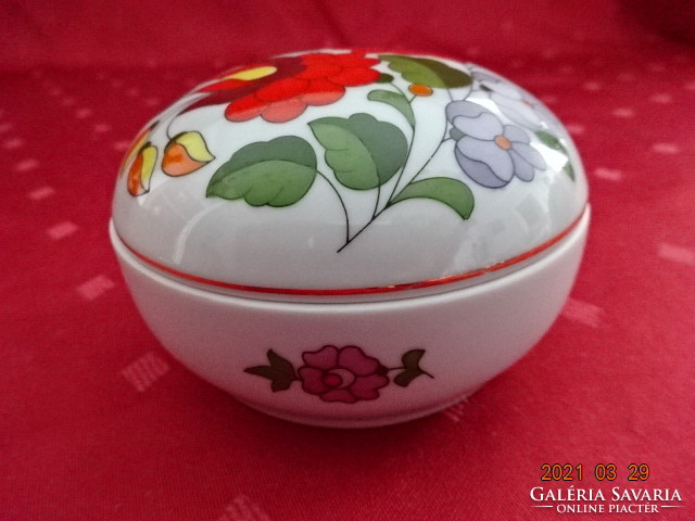 Kalocsa porcelain bonbonier with hand-painted folk motif. He has! Jókai.