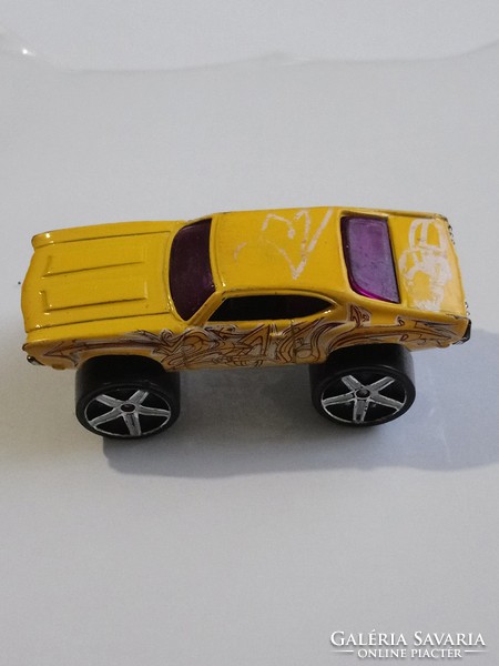 Hot Wheels Olds 442. 