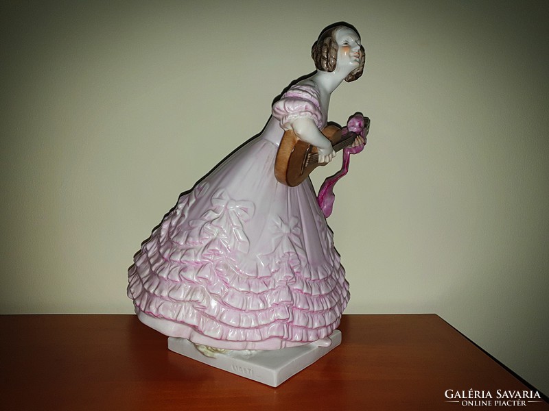 Large antique figure of Mrs. Déryn from Herend