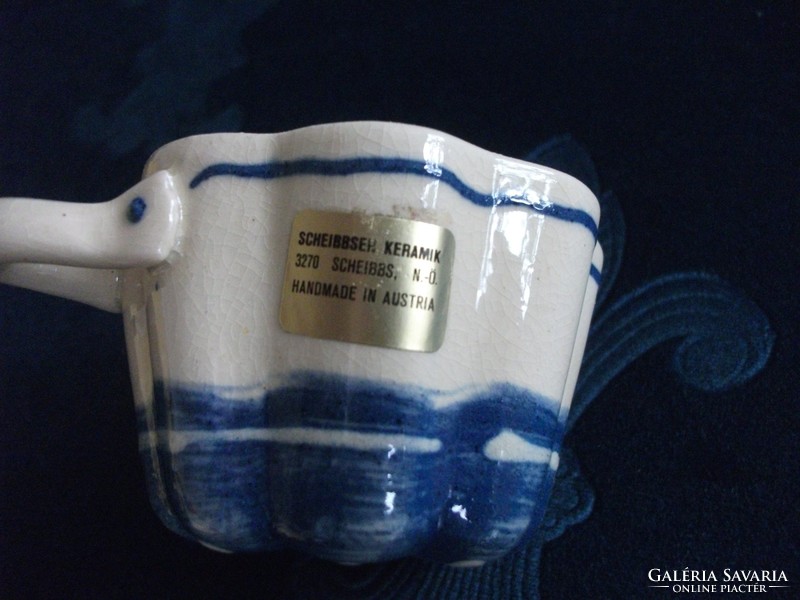 Osztrák Scheibbser Keramik kézzel festett kis dísz csésze