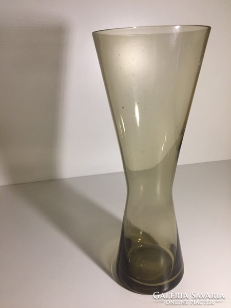 Wagenfeld - design piece similar to diabolo's brown glass vase (13-m4)