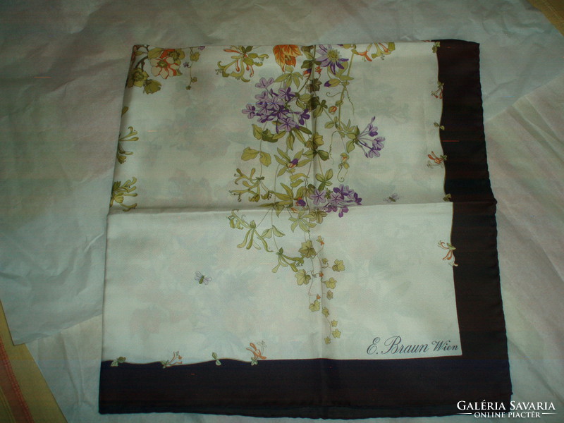 Vintage bécsi selyemkendő