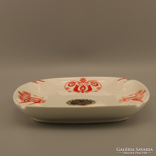 Vintage porcelán hamutartó