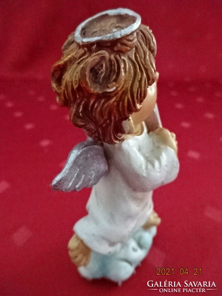 Angel dances the lantra, height 9 cm. He has!