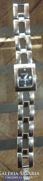 Gucci óra - eredeti fém szíjjal