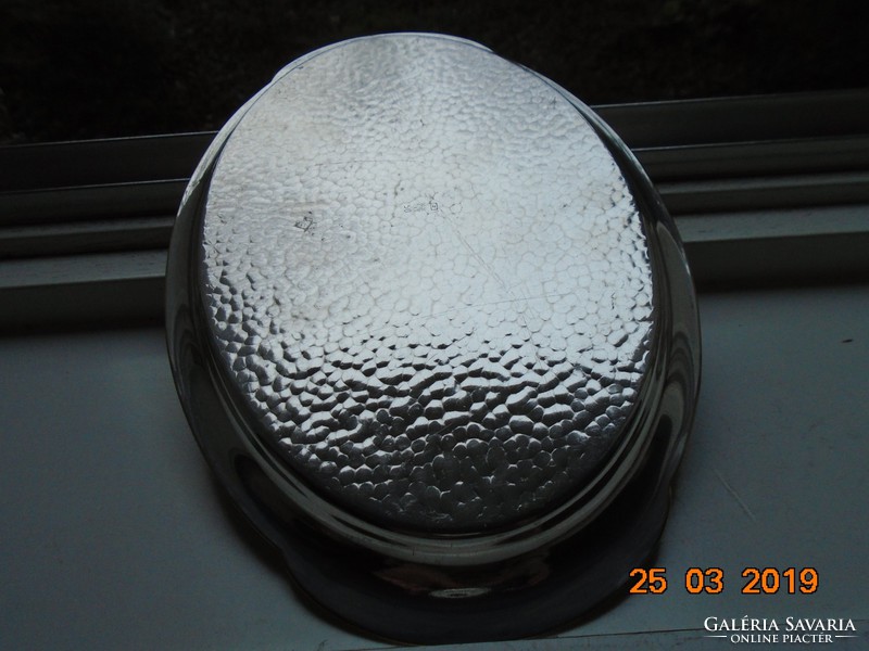 Ezüstözött ovális kalapált réz tálca 24x15,5 cm