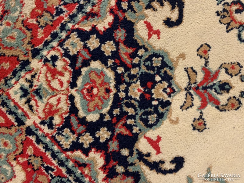 Fresh rug with rococo atmosphere !!!