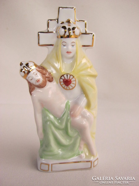 Hollóház porcelain Pieta Our Lady with Jesus