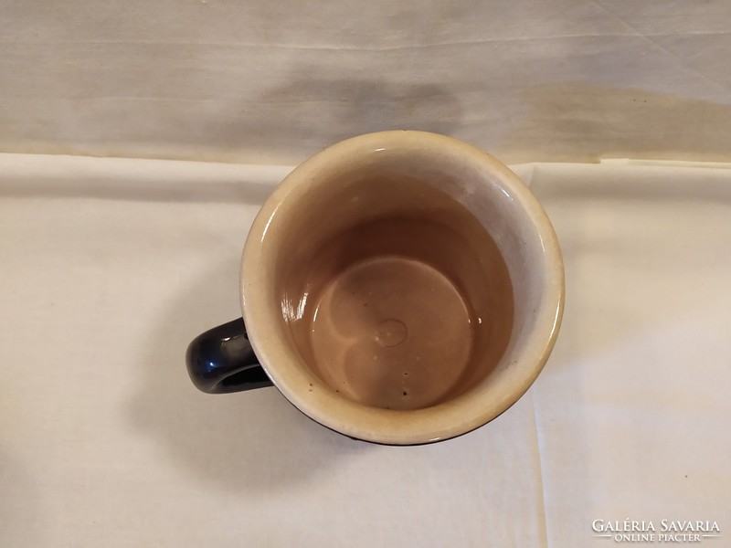 Old large koma mug