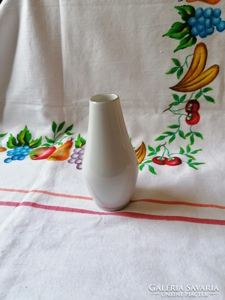 Small berlin vase