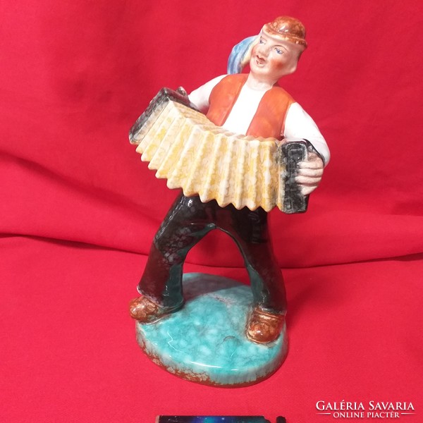 Ditmar urbach ag accordion ceramic figure. 22 Cm