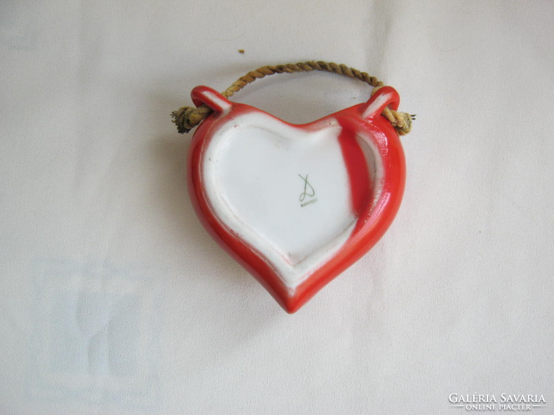 Drasche porcelán szív alakú falidísz váza
