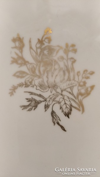 Barokk cseh aranyviragos tányér. 26 cm