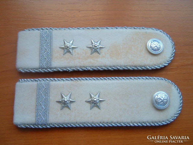 Mh white staff sergeant shoulder-plate rank #