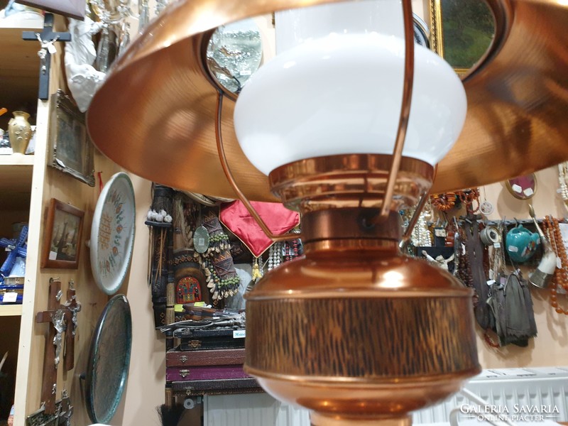 Iparmüvészeti asztali lámpa