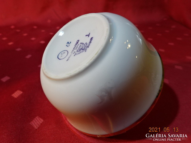 Bohemia Czechoslovak porcelain sugar bowl with gold border. He has!