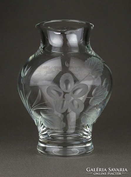 1E392 Régi kisméretű csiszoltüveg váza 12.5 cm