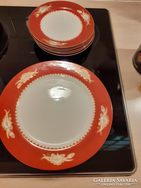 Süteményes készlet 6 tányér + tál Barna szegély arany díszítés kínai porcelán