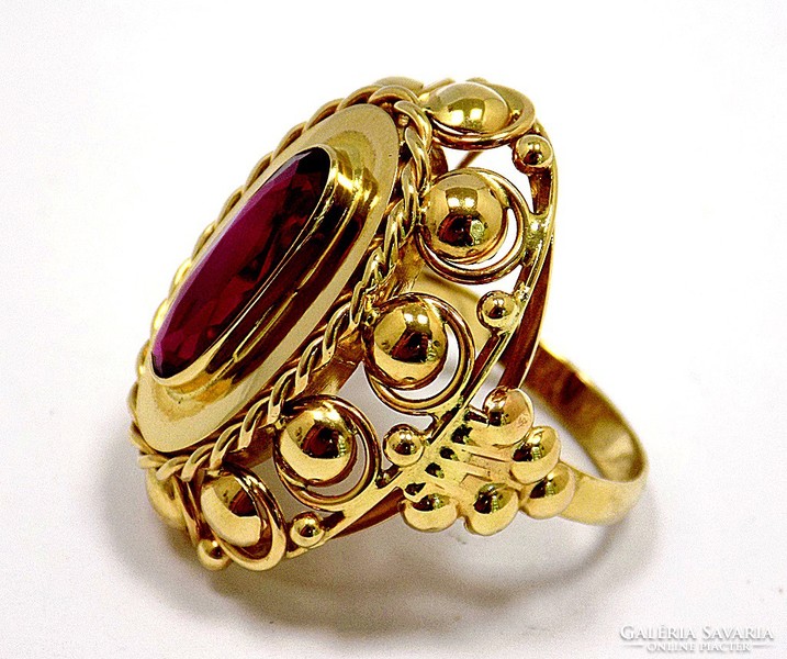 Piros köves arany gyűrű (ZAL-Au73619)
