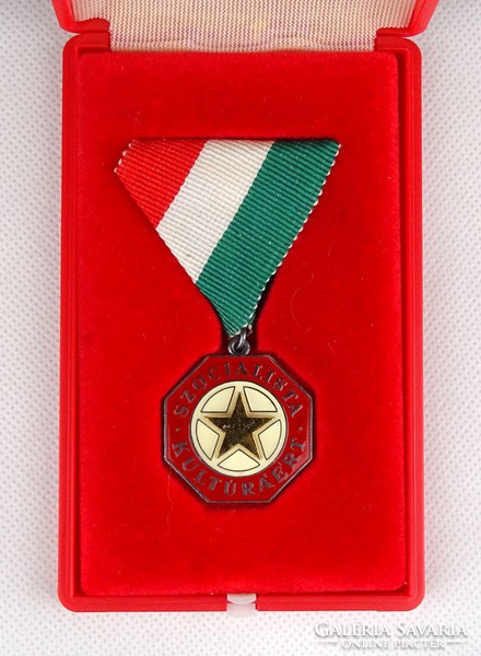 1E591 Szocialista kutúráért zománcozott szocreál kitüntetés kitűző