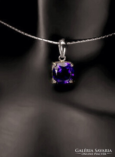 925 Silver pendant with real amethyst stone