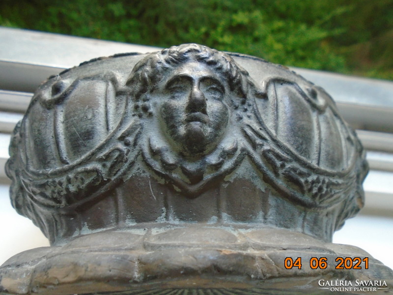 18.sz Empire tartó figurális puttóval, női és kos fejekkel, patinás bronz hatású terrakotta