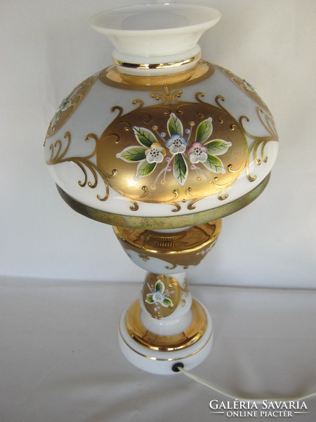 Bohemia gazdagon díszített üveg asztali lámpa