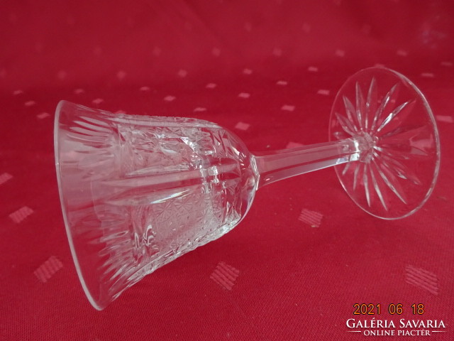 Ajka kristály üveg, talpas, likőrös pohár, magassága 10 cm. 4 db egyben eladó. Vanneki!