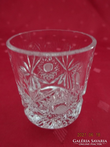 Kristályüveg pálinkás pohár, magassága 6 cm, átmérője 4,5 cm. Vanneki!
