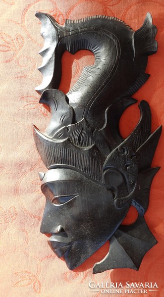 Wooden mask carved from ebony _ fish king