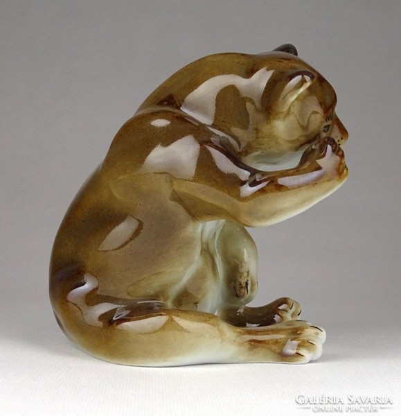 1F077 Régi síró porcelán medve figura 11.5 cm