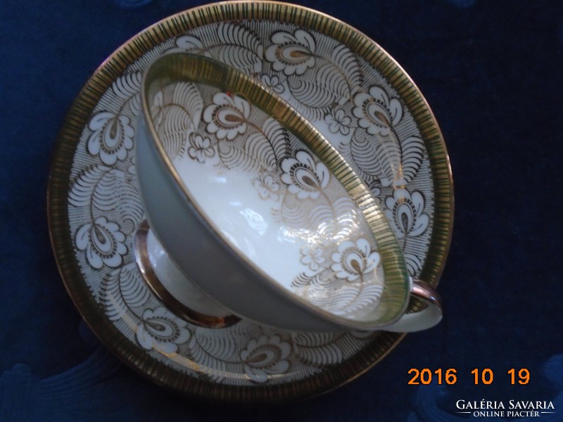 Nagy aranyvirág mintás teás csésze alátéttel,díszes fogóval